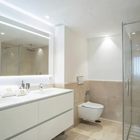 Magnifico Apartamento Primera Linea Playa *