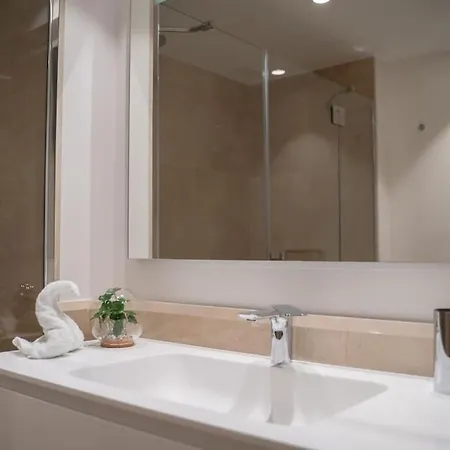 Magnifico Apartamento Primera Linea Playa * Εστεπόνα
