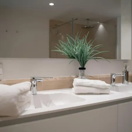 Magnifico Apartamento Primera Linea Playa Διαμέρισμα *