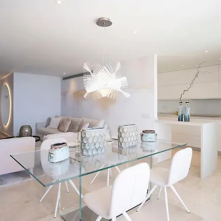 Magnifico Apartamento Primera Linea Playa Apartman Estepona