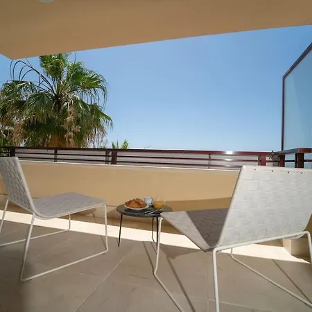 Magnifico Apartamento Primera Linea Playa Εστεπόνα