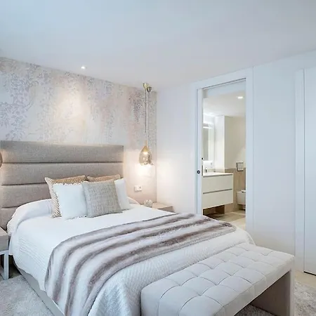 Magnifico Apartamento Primera Linea Playa Εστεπόνα