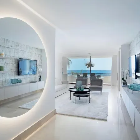 Magnifico Apartamento Primera Linea Playa Διαμέρισμα *
